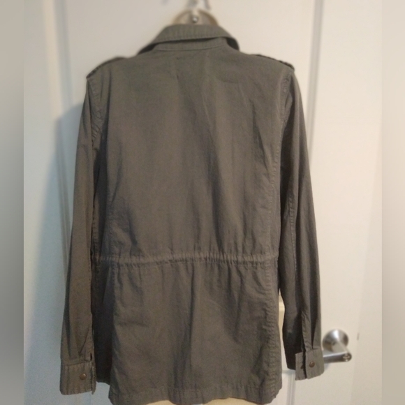 Women's Utility Jacket - Picture 7 of 8